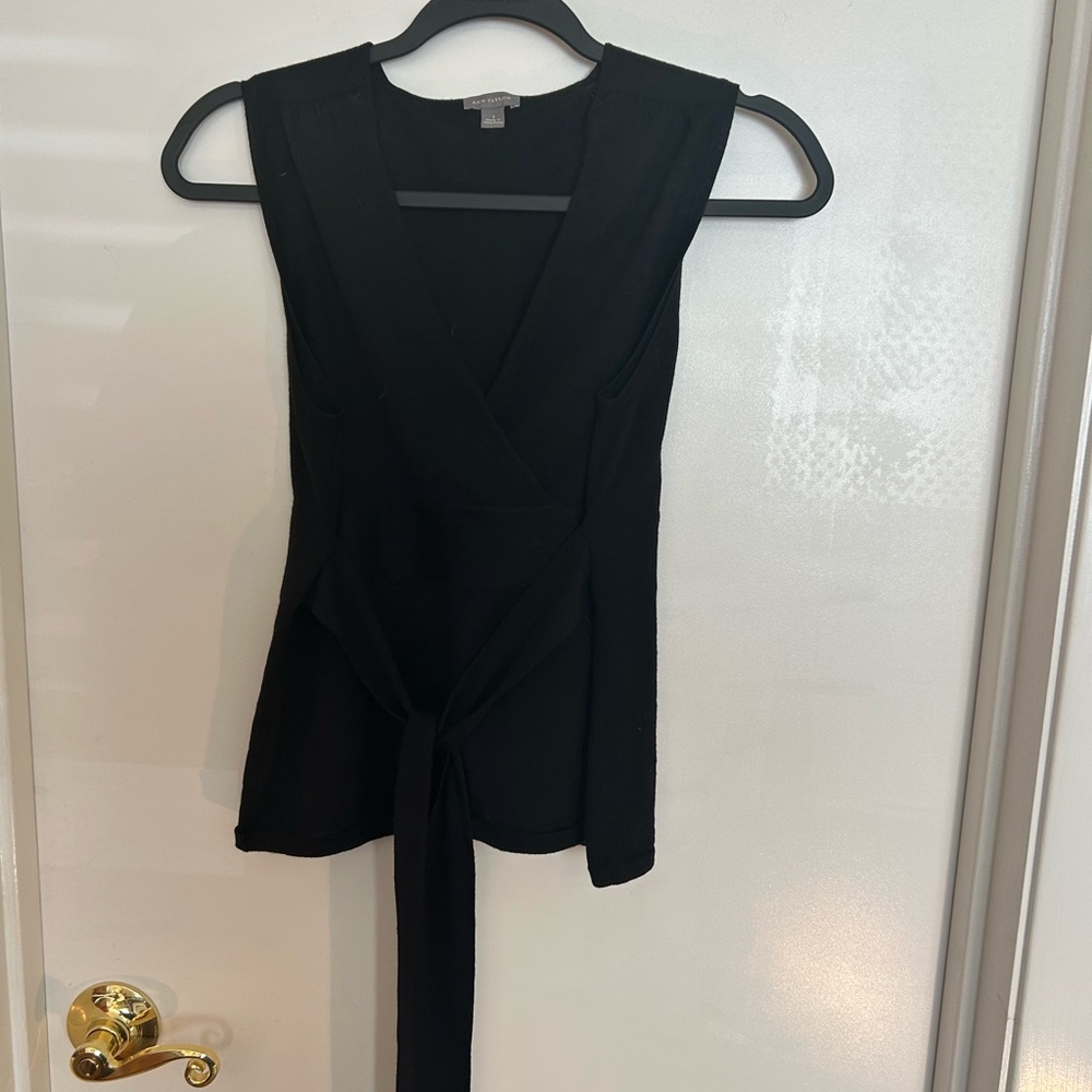 Ann Taylor Black Sleeveless Wrap Top